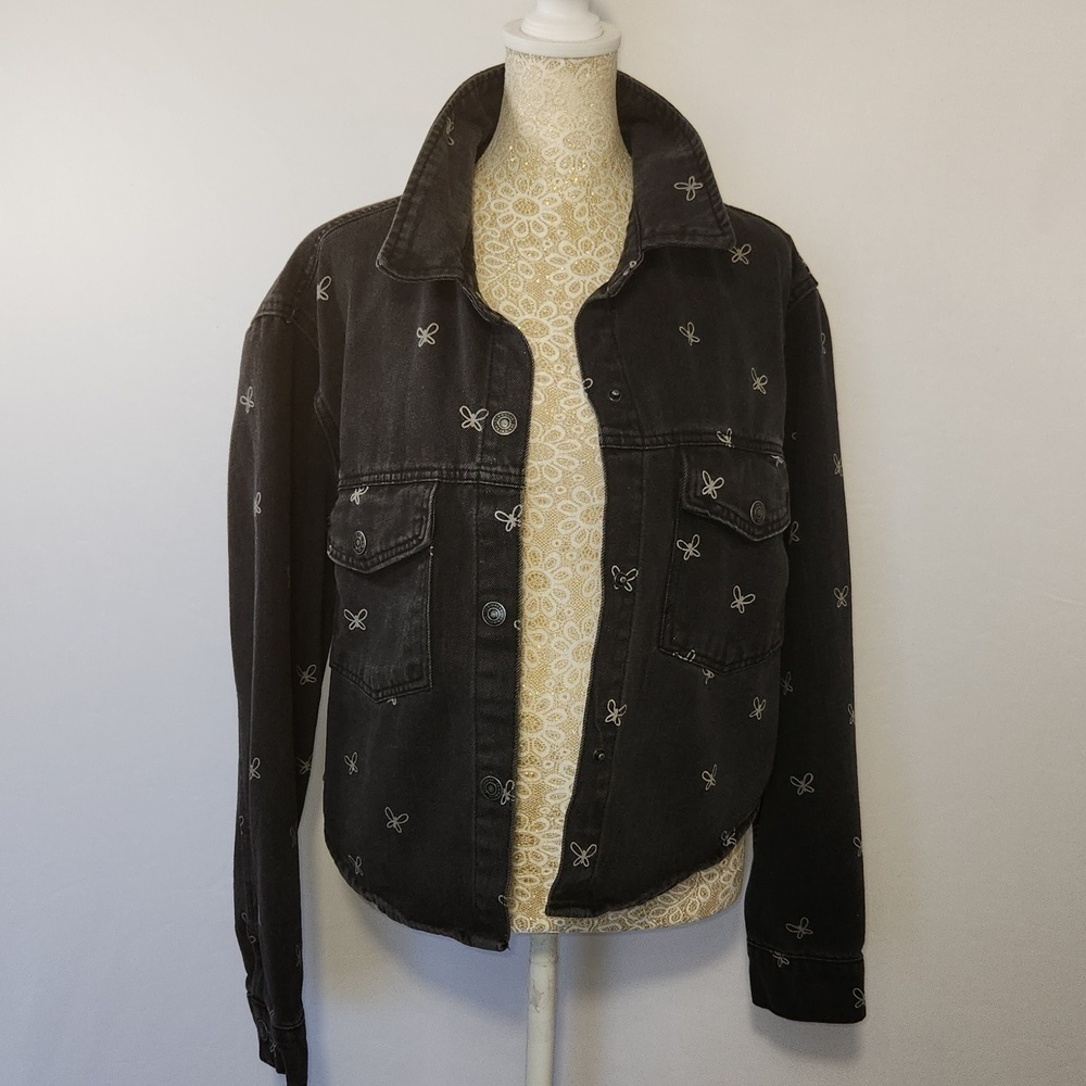 Stoosh Vintage Denim Women's Size L Black/Grey Butterfly Print Cropped Jacket - Picture 2 of 14